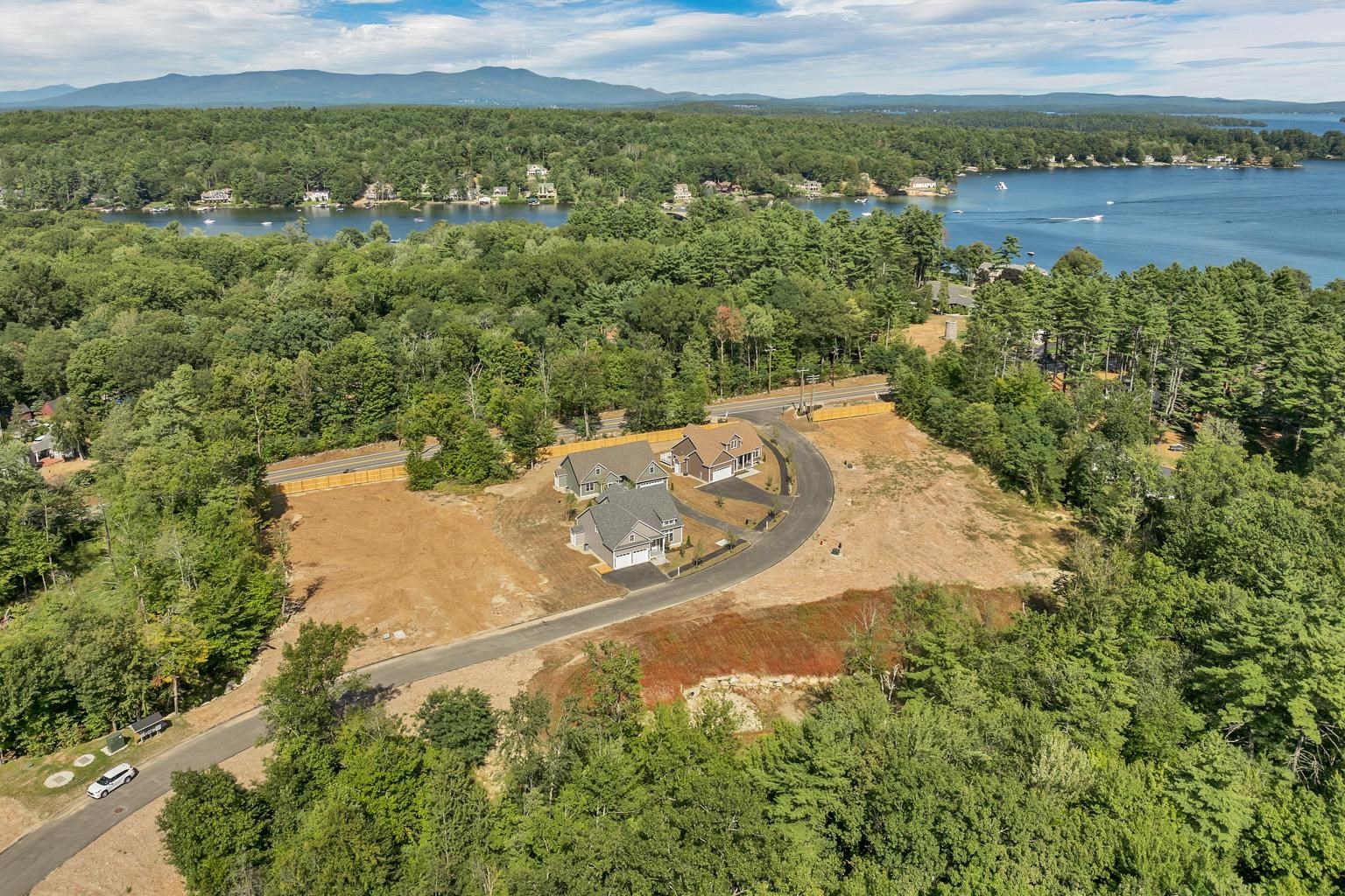 Laconia, New Hampshire, 03246, United States, 3 Bedrooms Bedrooms, ,3 BathroomsBathrooms,Residential,For Sale,1932606