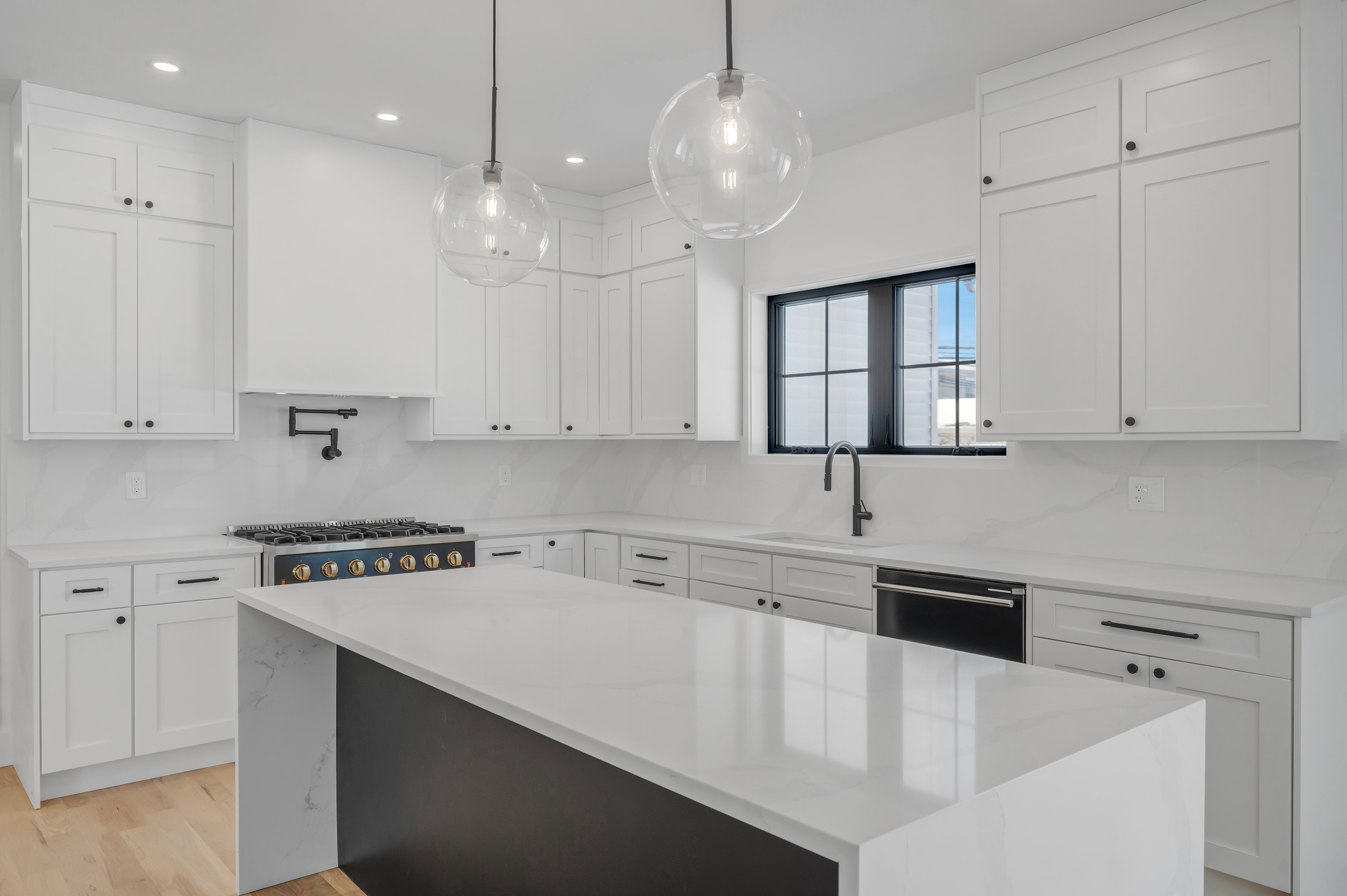  38 Pond Lane, Levittown, NY, 11756 - 物件實景