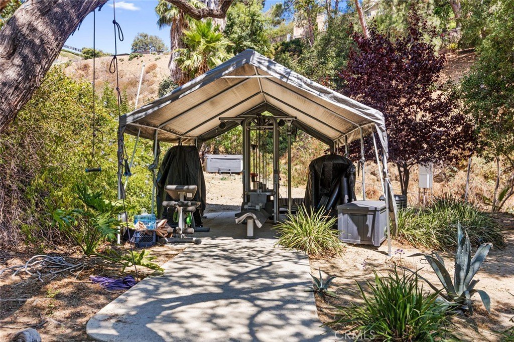 Glendale, California, 91207, United States, 4 Bedrooms Bedrooms, ,3 BathroomsBathrooms,Residential,For Sale,1910492
