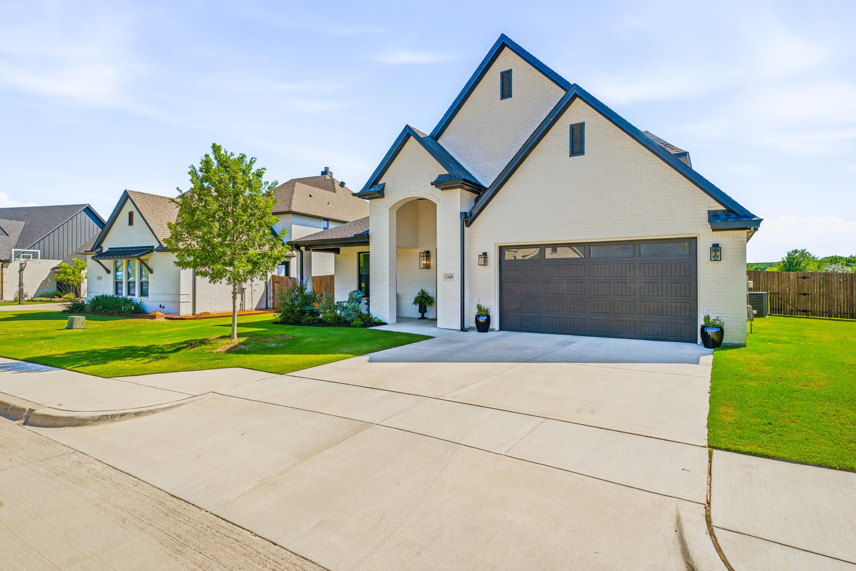  1349 Crown Valley Drive, Weatherford, TX, 76087 - 物件實景