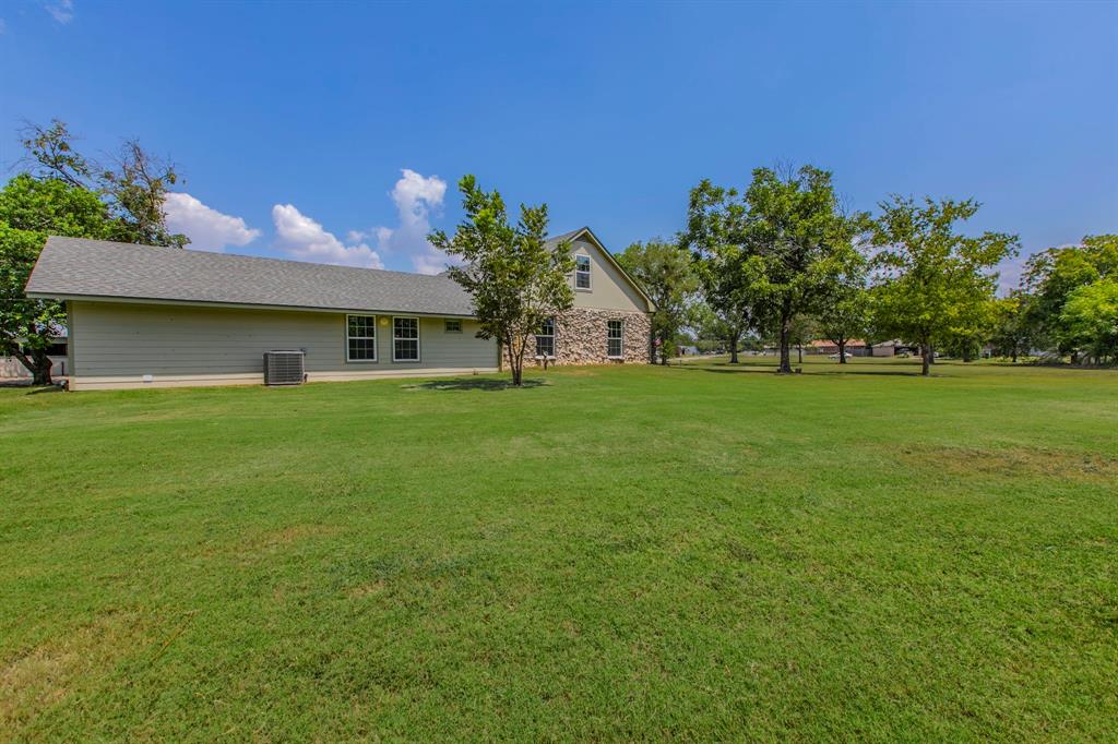 Woodway, Texas, 76712, United States, 4 Bedrooms Bedrooms, ,3 BathroomsBathrooms,Residential,For Sale,1981291
