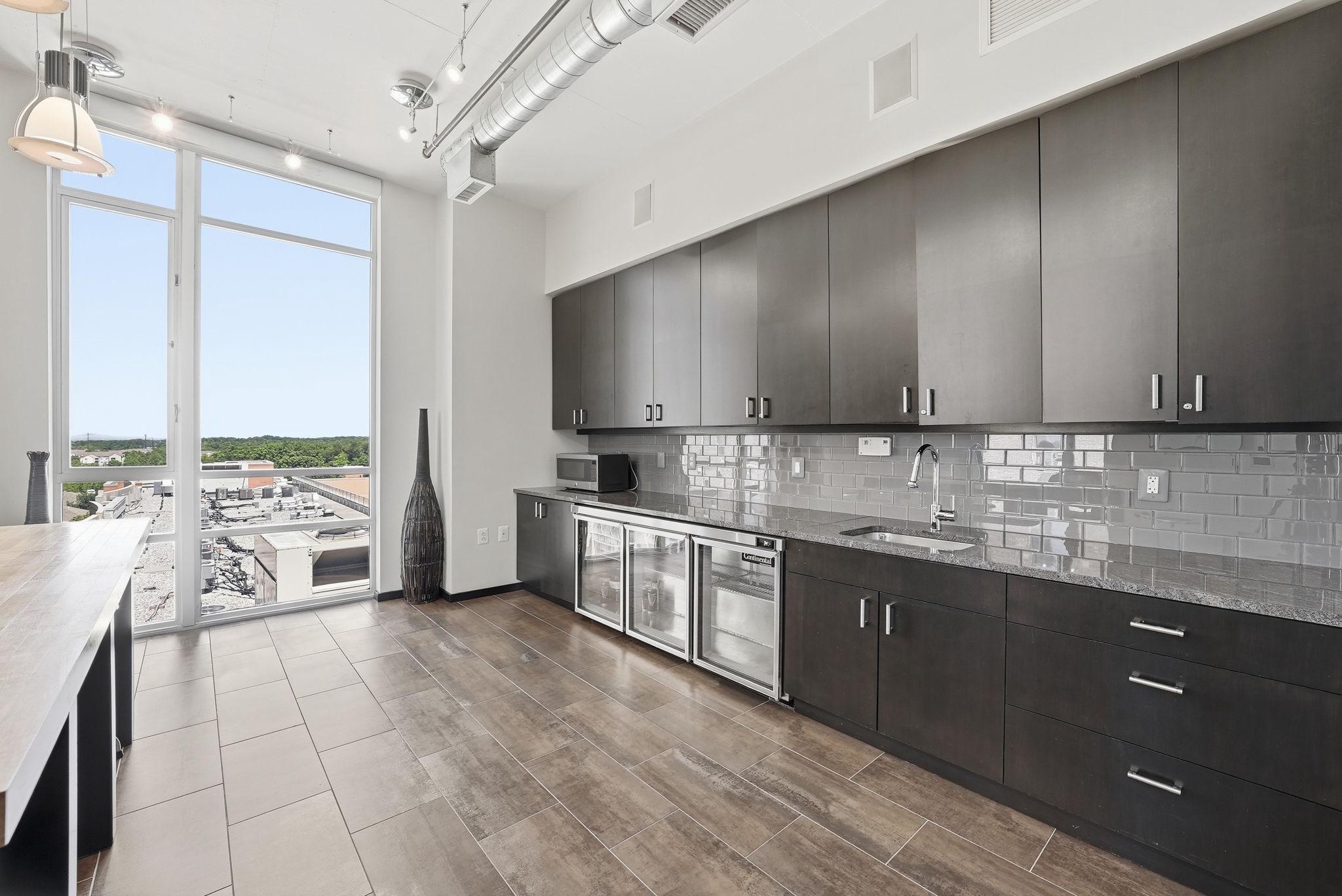  12025 New Dominion Parkway, Reston, VA, 20190 - 物件實景