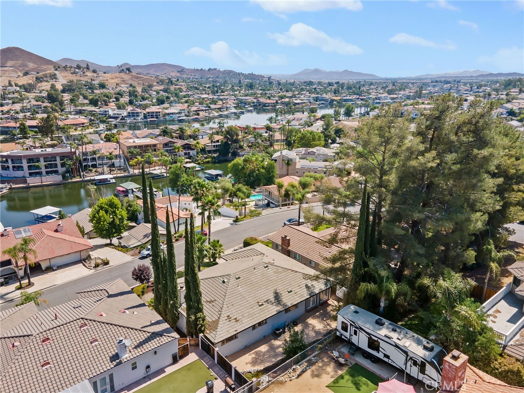 Canyon Lake, California, 92587, United States, 3 Bedrooms Bedrooms, ,2 BathroomsBathrooms,Residential,For Sale,1888203