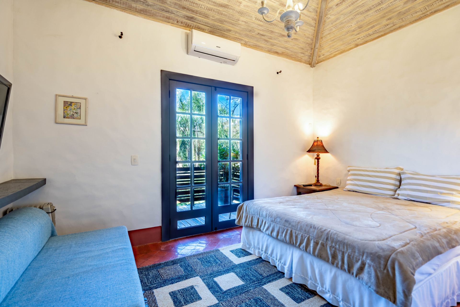  Colonial-style residence with leisure area in a sought-after condominium - 物件實景