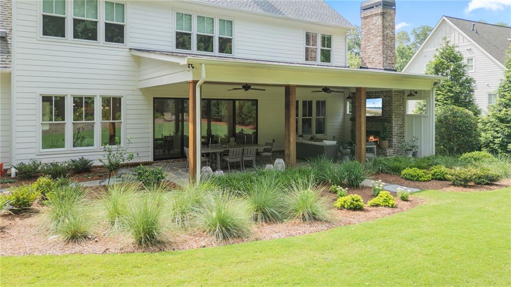 Canton, Georgia, 30115, United States, 5 Bedrooms Bedrooms, ,5 BathroomsBathrooms,Residential,For Sale,1878589
