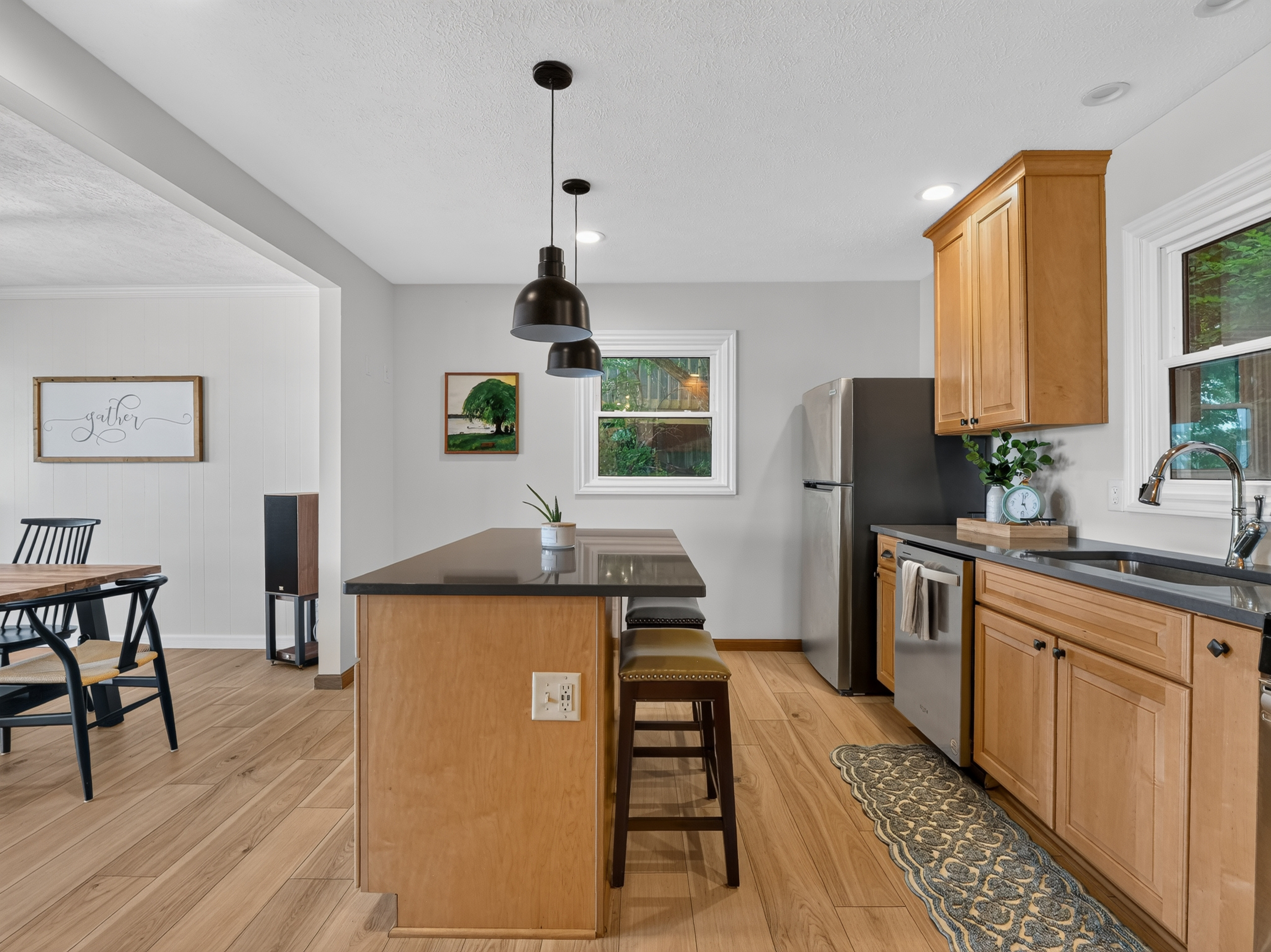  Four Bedroom Webster Lake Home - 物件實景