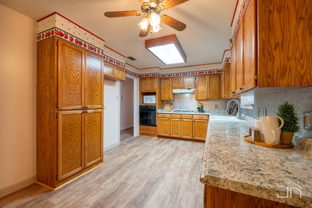 4681 S Jarratt Rd, San Angelo, Texas, 76905, United States, 4 Bedrooms Bedrooms, ,2 BathroomsBathrooms,Residential,For Sale,4681 S Jarratt Rd,1673393