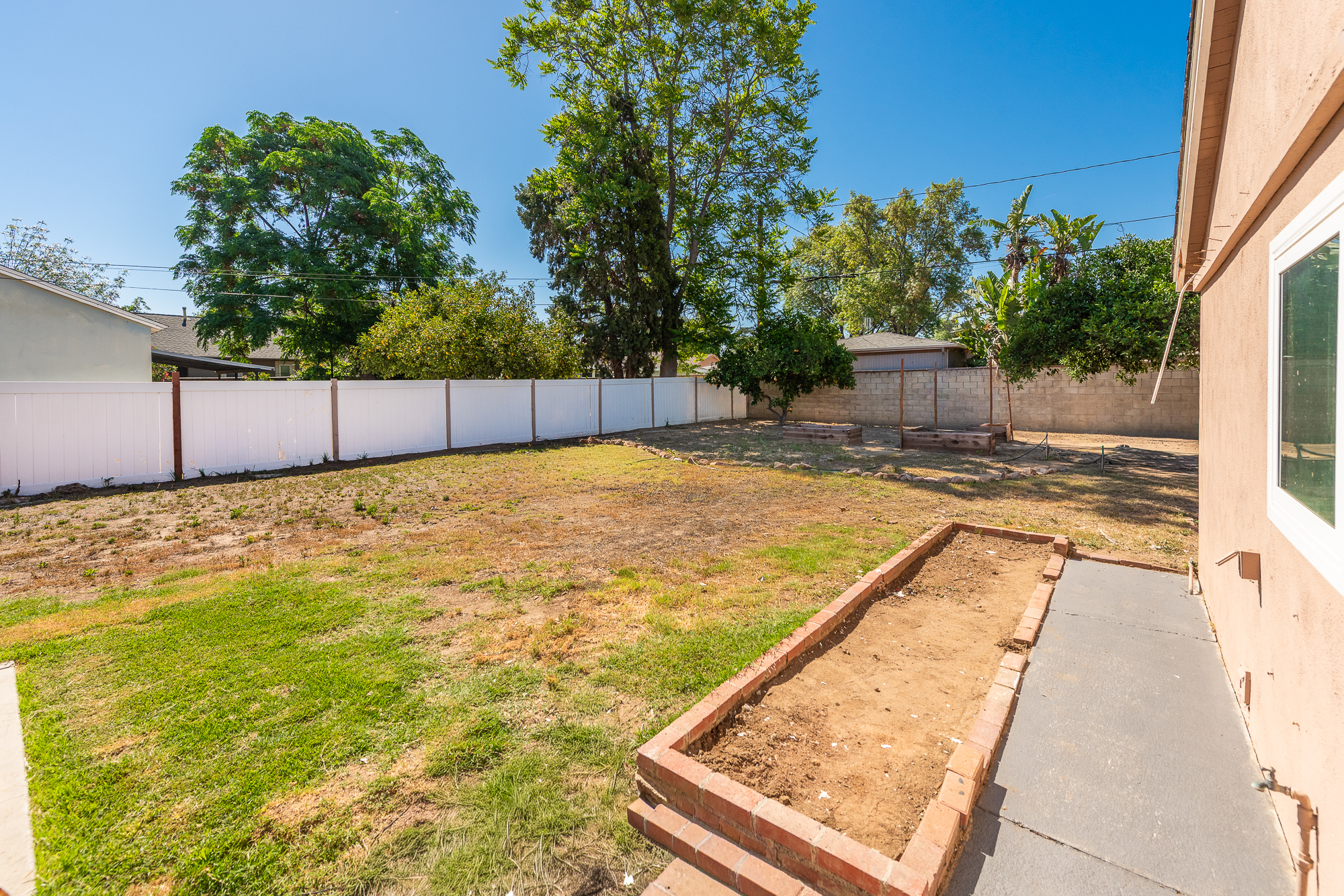  4734 Sierra Street, Riverside, CA 92504 - 物件實景