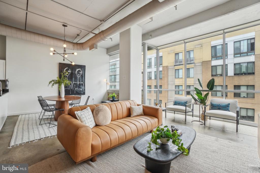 Washington, District of Columbia, 20010, United States, 2 Bedrooms Bedrooms, ,2 BathroomsBathrooms,Residential,For Sale,1943394