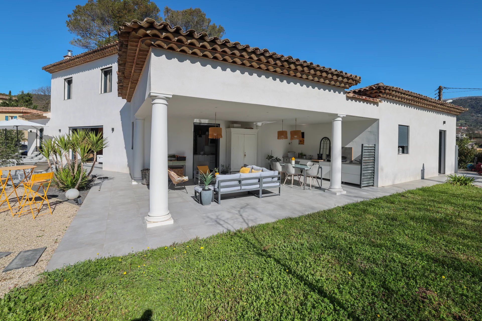 Peymeinade, Provence-Alpes-Côte d’Azur, 06530, FR, 5 Bedrooms Bedrooms, ,4 BathroomsBathrooms,Residential,For Sale,1758685