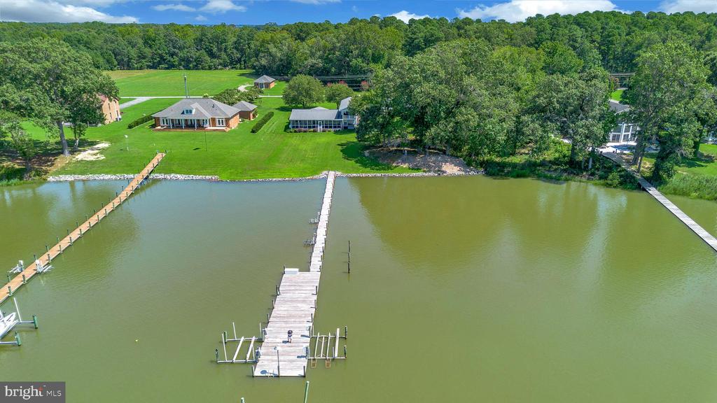 Hague, Virginia, 22469, United States, 4 Bedrooms Bedrooms, ,3 BathroomsBathrooms,Residential,For Sale,1944720