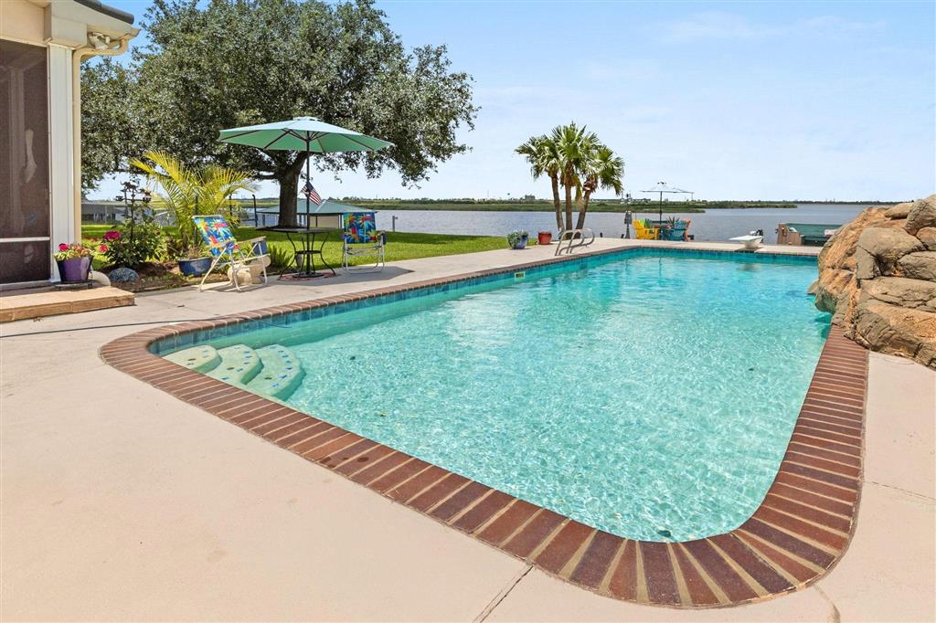 Lake Charles, Louisiana, 70605, United States, 4 Bedrooms Bedrooms, ,5 BathroomsBathrooms,Residential,For Sale,1973984