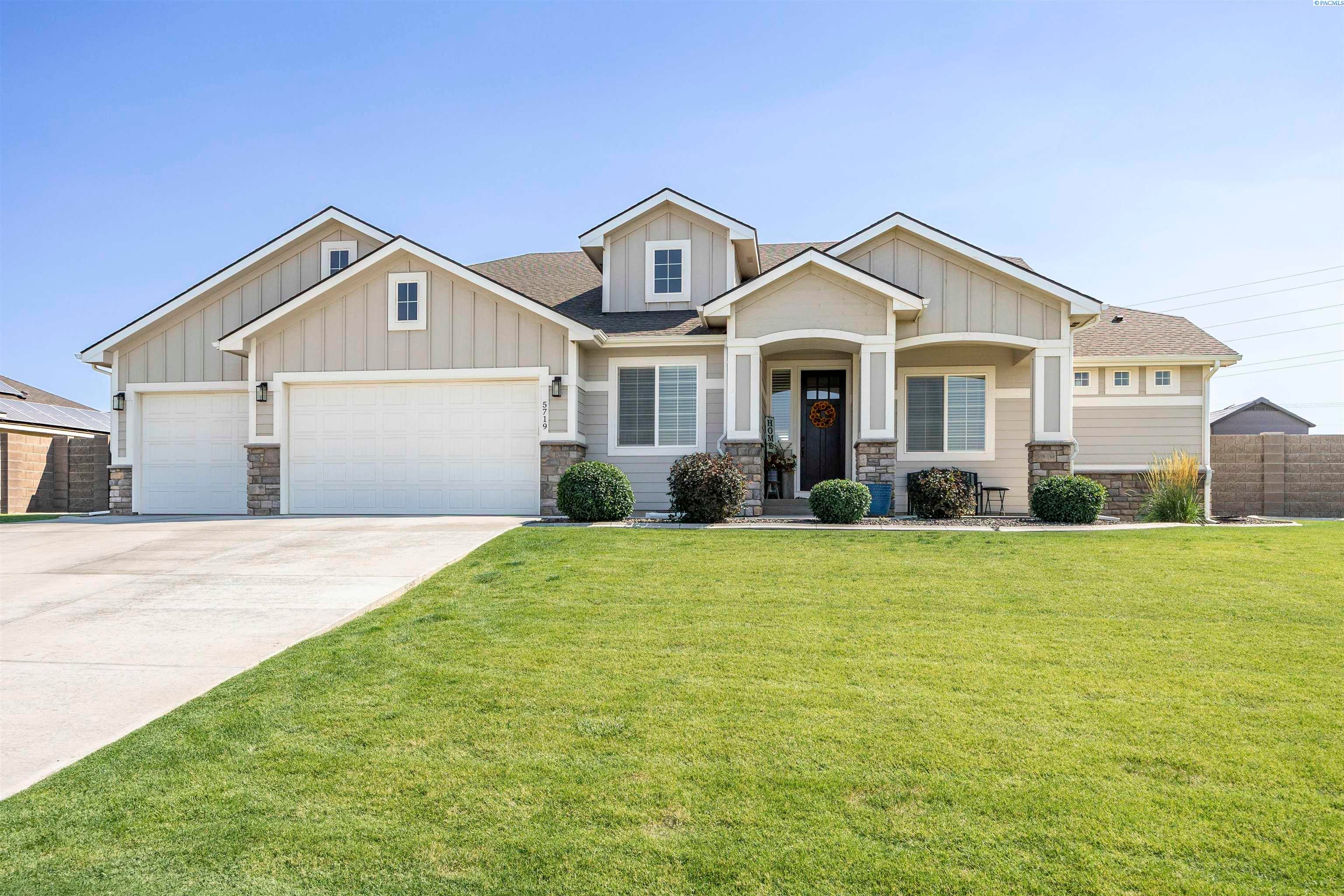 Kennewick, Washington, 99338, United States, 4 Bedrooms Bedrooms, ,3 BathroomsBathrooms,Residential,For Sale,1977201