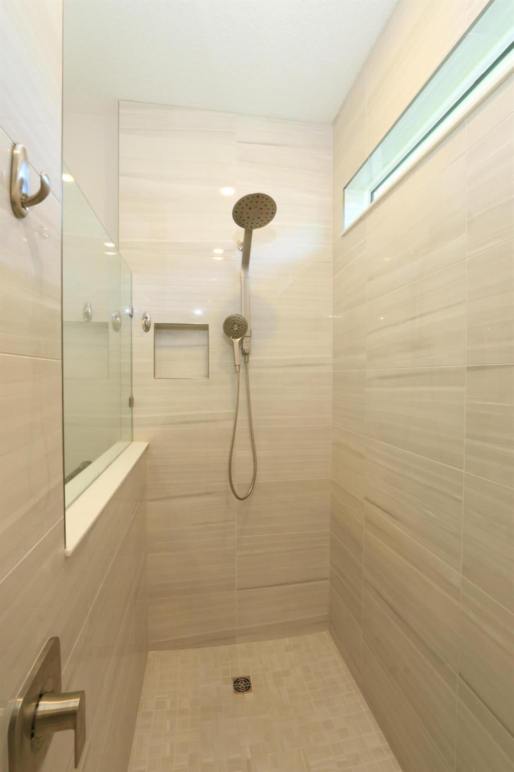 Port St Lucie, Florida, 34987, United States, 2 Bedrooms Bedrooms, ,3 BathroomsBathrooms,Residential,For Sale,1975930