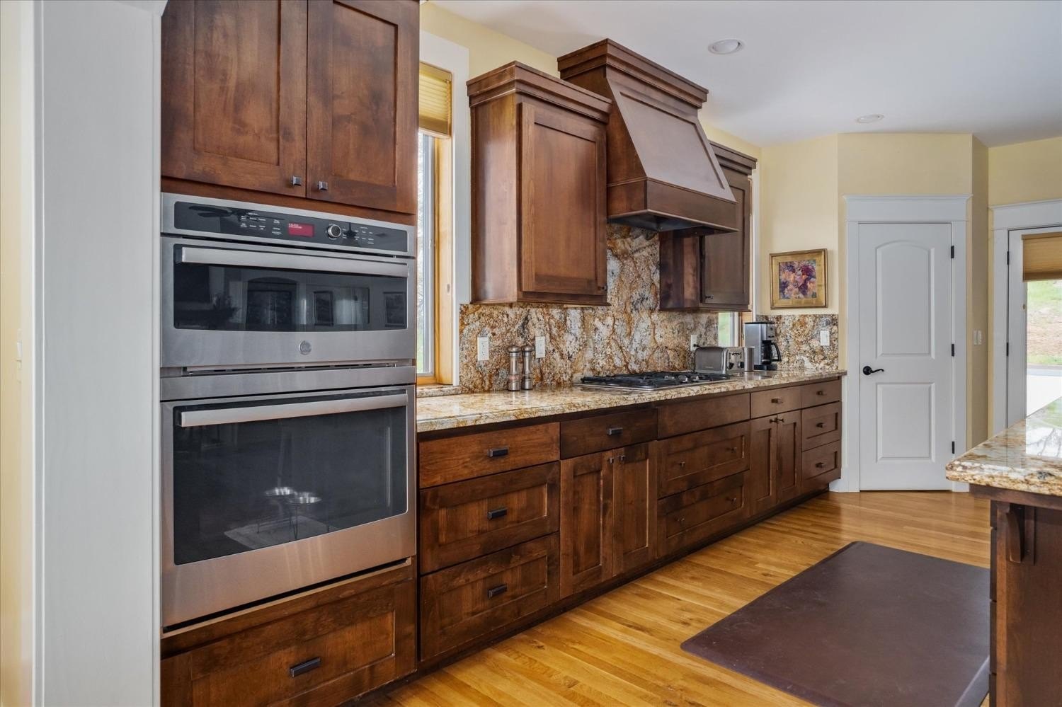 Angels Camp, California, 95222, United States, 3 Bedrooms Bedrooms, ,4 BathroomsBathrooms,Residential,For Sale,1975542