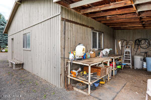 Yakima, Washington, 98903, United States, 3 Bedrooms Bedrooms, ,3 BathroomsBathrooms,Residential,For Sale,1846825