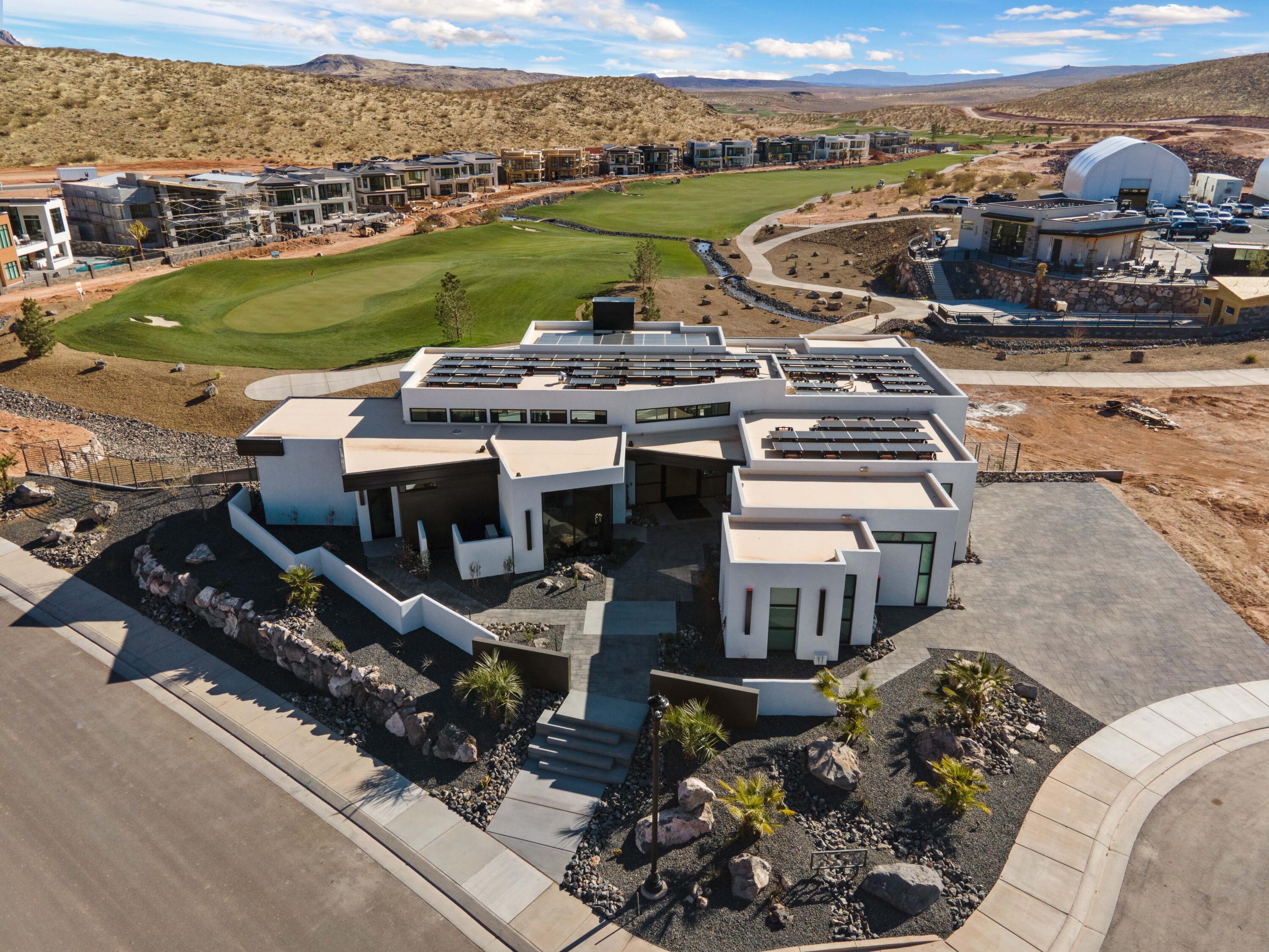 Hurricane, Utah, 84737, United States, 5 Bedrooms Bedrooms, ,5 BathroomsBathrooms,Residential,For Sale,1843494
