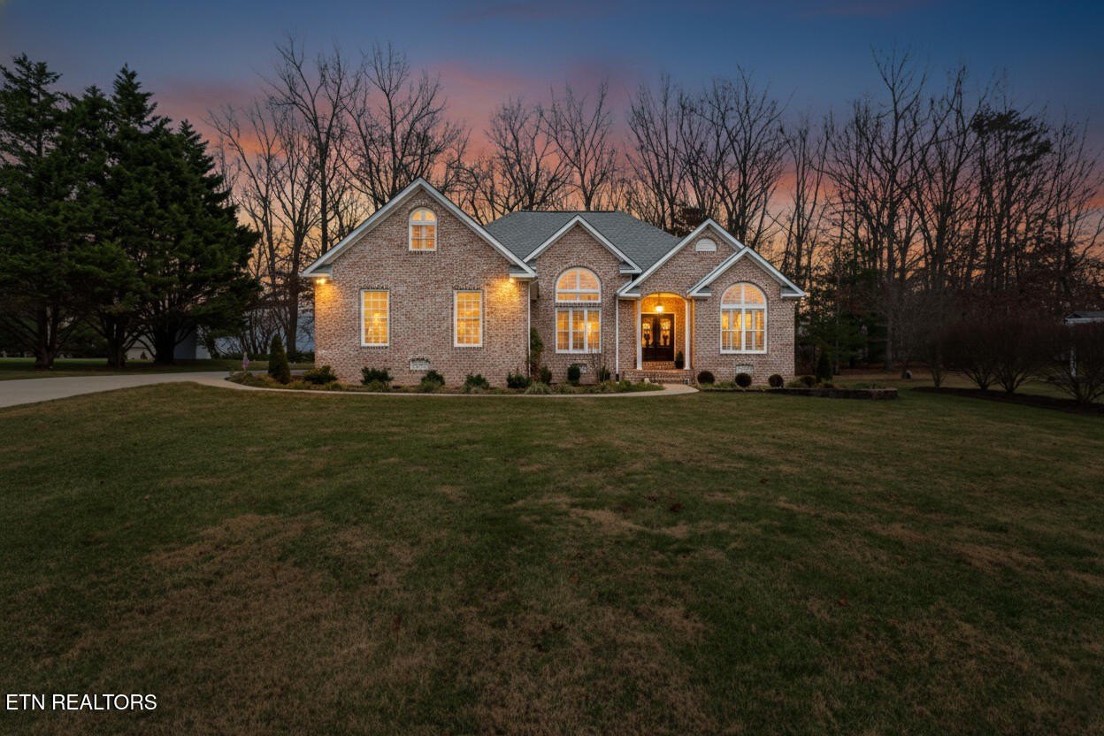 Crossville, Tennessee, 38555, United States, 3 Bedrooms Bedrooms, ,2 BathroomsBathrooms,Residential,For Sale,2008163