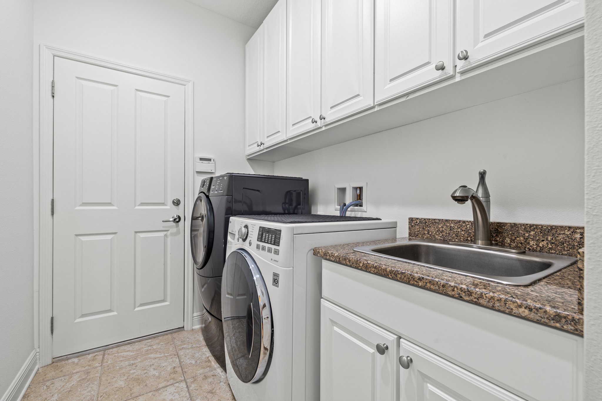 Dade City, Florida, 33525, United States, 4 Bedrooms Bedrooms, ,3 BathroomsBathrooms,Residential,For Sale,1854266