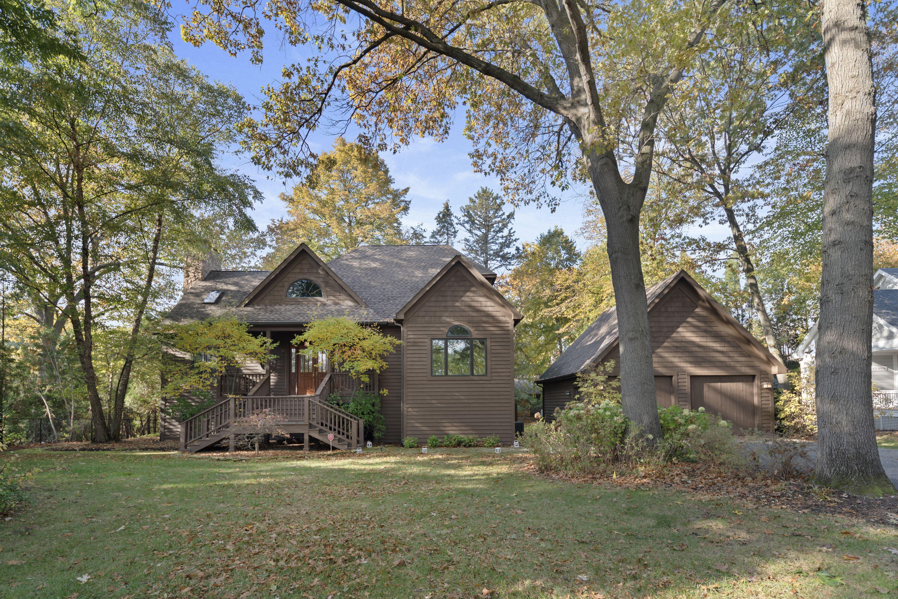 New Buffalo, Michigan, 49117, United States, 4 Bedrooms Bedrooms, ,3 BathroomsBathrooms,Residential,For Sale,1987868