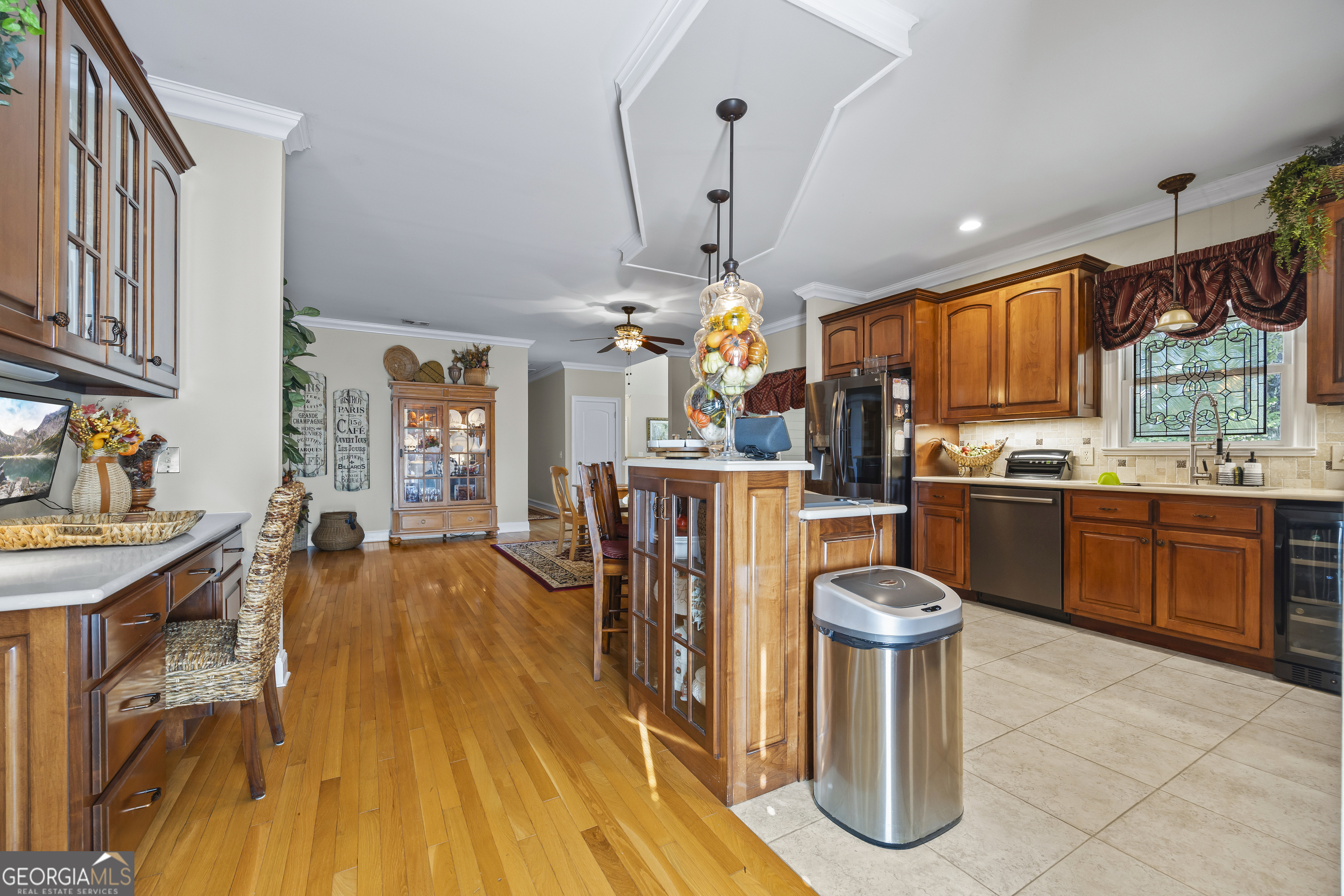 Helen, Georgia, 30545, United States, 3 Bedrooms Bedrooms, ,3 BathroomsBathrooms,Residential,For Sale,1983913