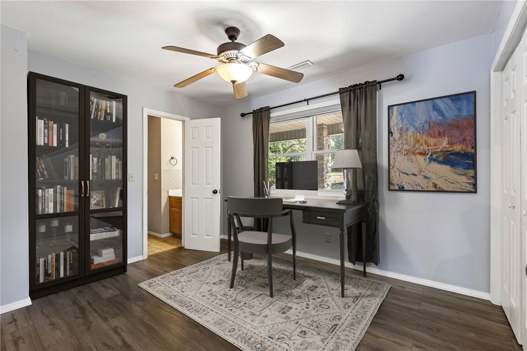 Rogers, Arkansas, 72756, United States, 4 Bedrooms Bedrooms, ,3 BathroomsBathrooms,Residential,For Sale,1925135