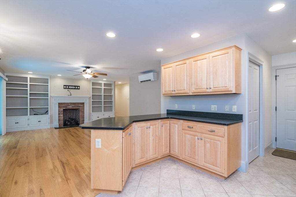 Bernardston, Massachusetts, 01337, United States, 3 Bedrooms Bedrooms, ,3 BathroomsBathrooms,Residential,For Sale,1912455