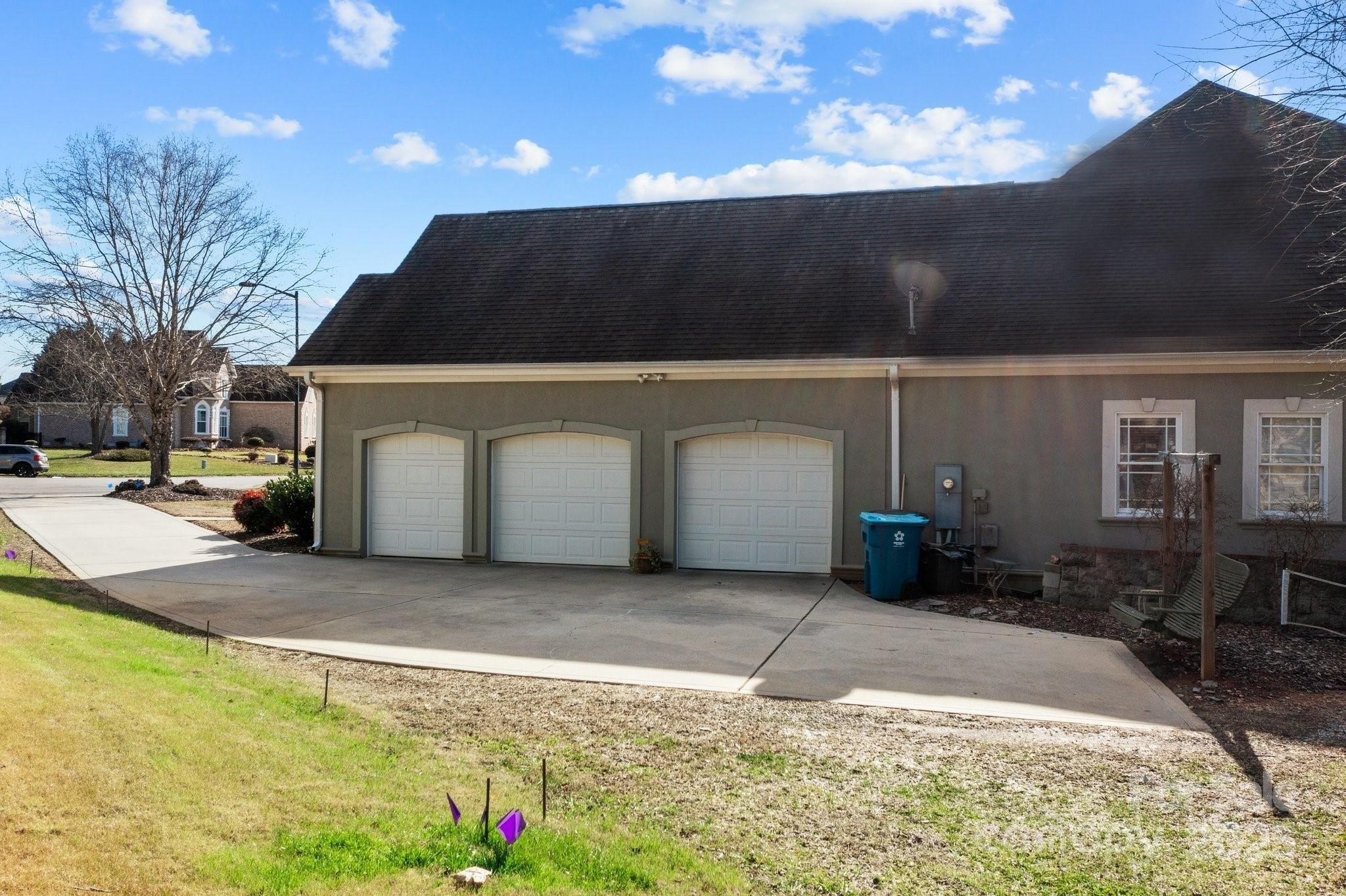 Salisbury, North Carolina, 28144, United States, 4 Bedrooms Bedrooms, ,4 BathroomsBathrooms,Residential,For Sale,1974637