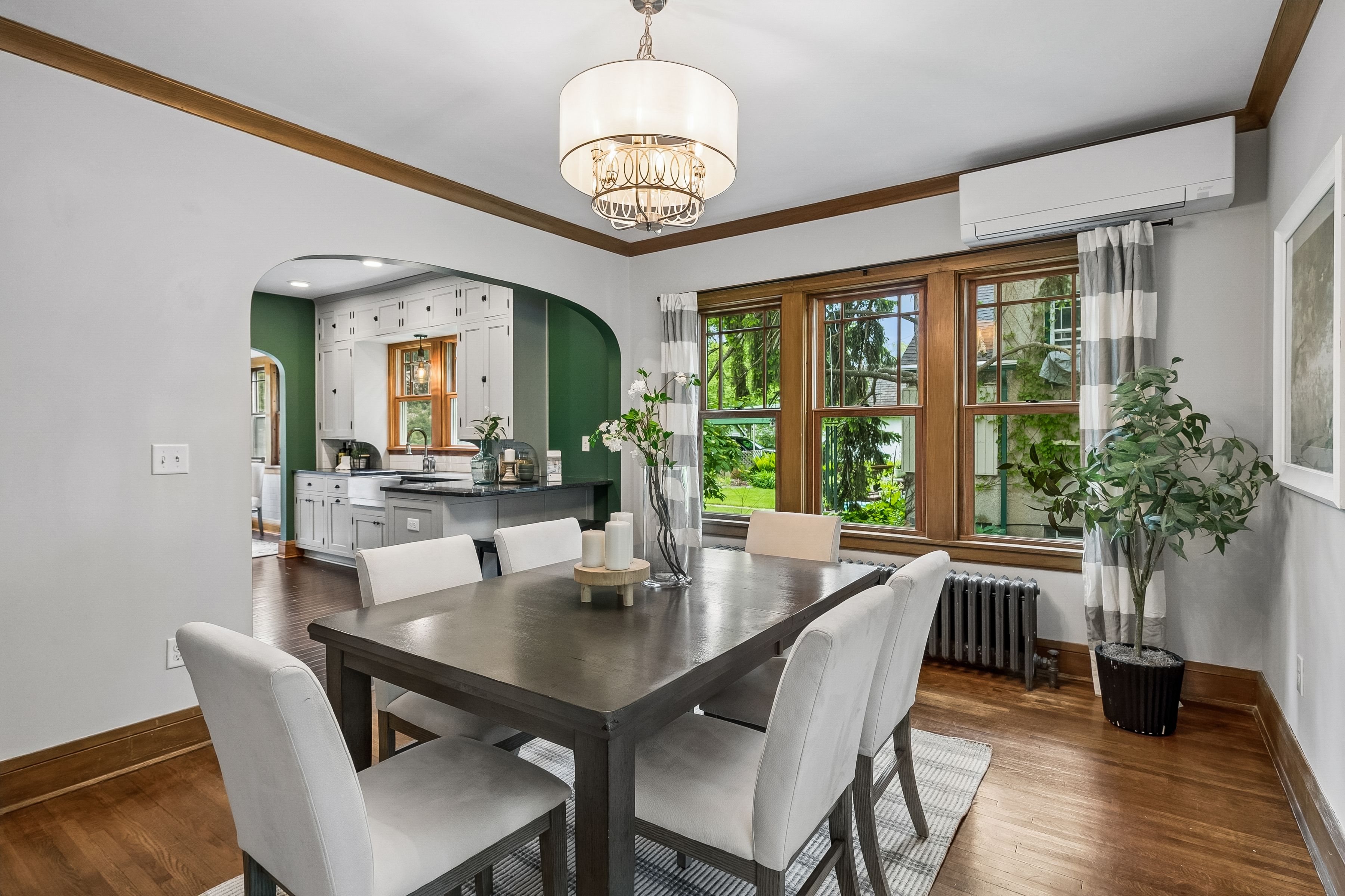  Refined Character Home Overlooking Victory Memorial Parkway - 物件實景