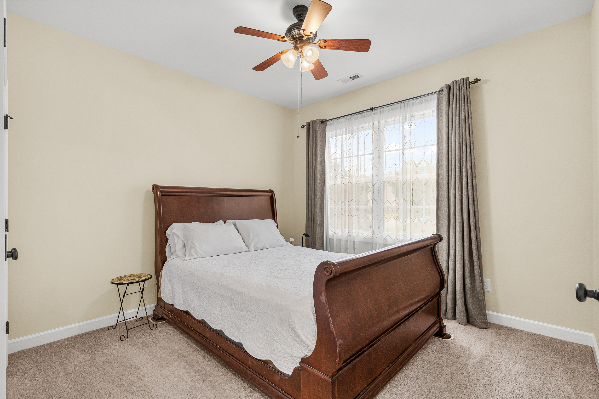  110 Vintage Hill Circle, Apex, NC 27539 - 物件實景