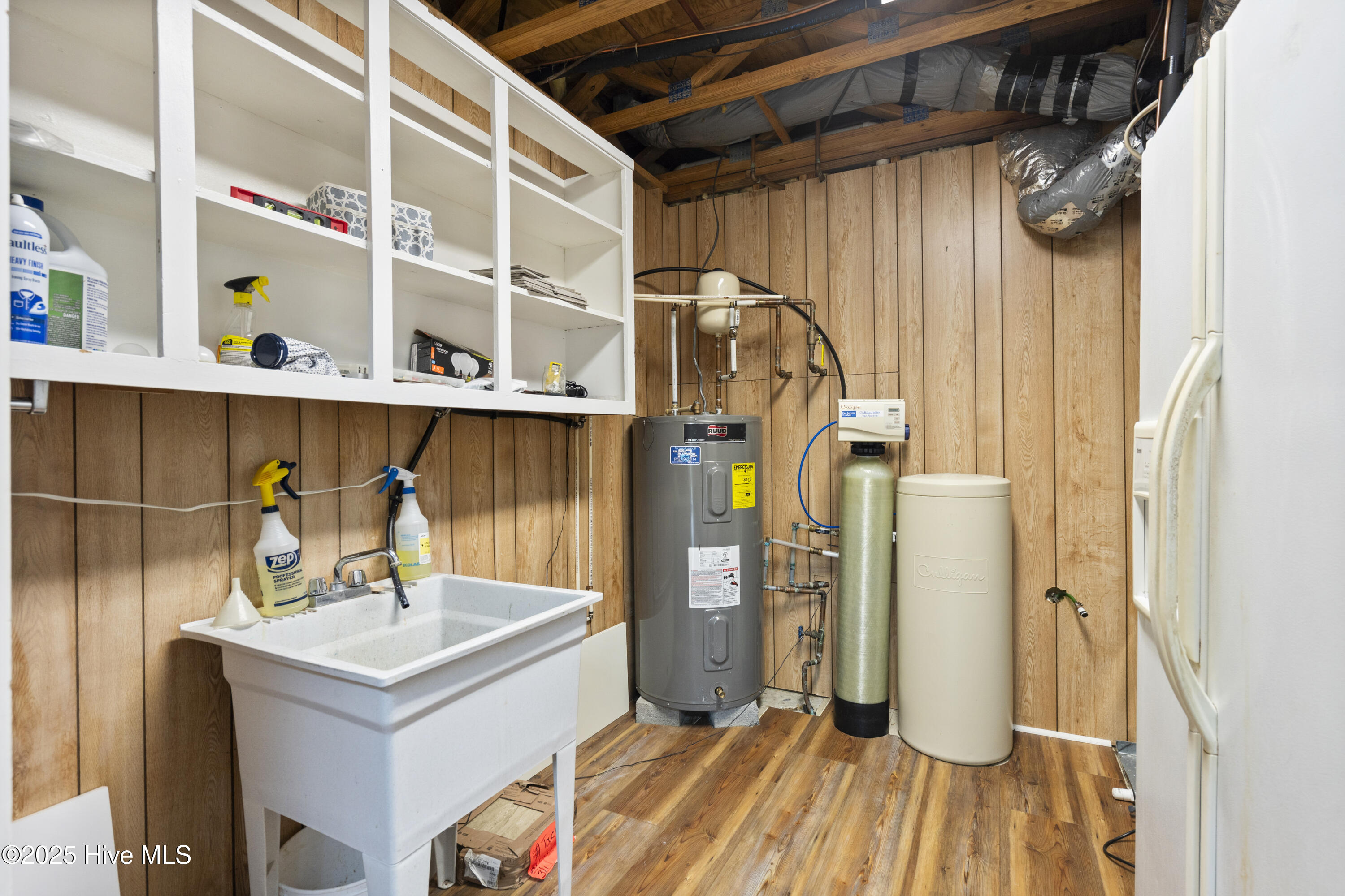 Emerald Isle, North Carolina, 28594, United States, 3 Bedrooms Bedrooms, ,3 BathroomsBathrooms,Residential,For Sale,1991113