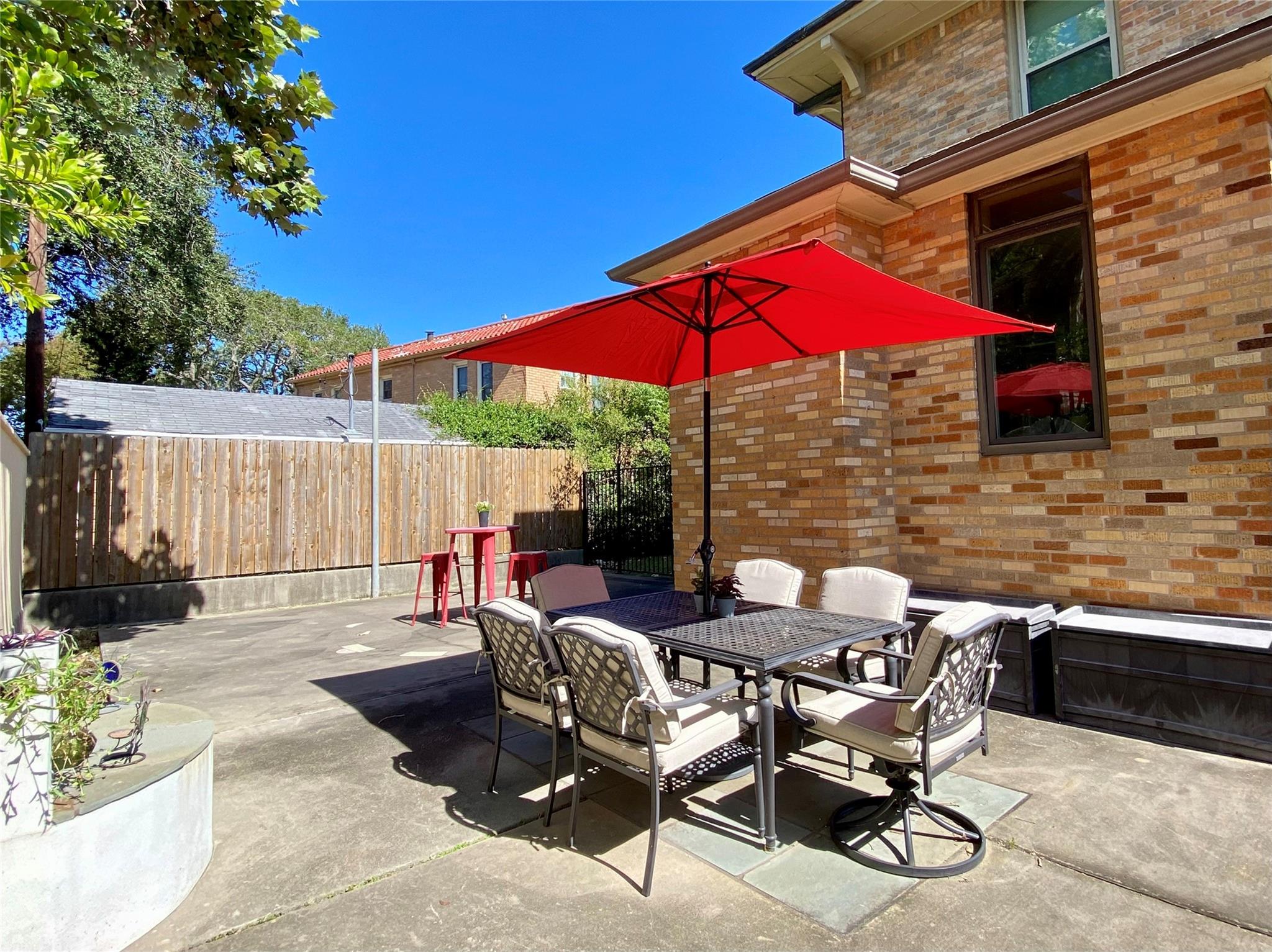 Galveston, Texas, 77551, United States, 3 Bedrooms Bedrooms, ,3 BathroomsBathrooms,Residential,For Sale,1805547