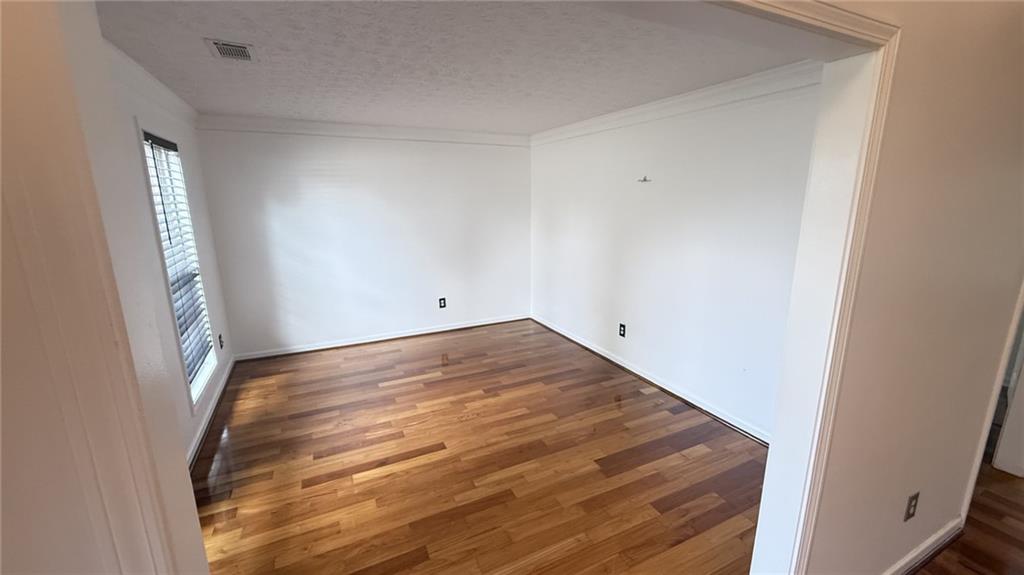 Lawrenceville, Georgia, 30046, United States, 5 Bedrooms Bedrooms, ,4 BathroomsBathrooms,Residential,For Sale,1934412