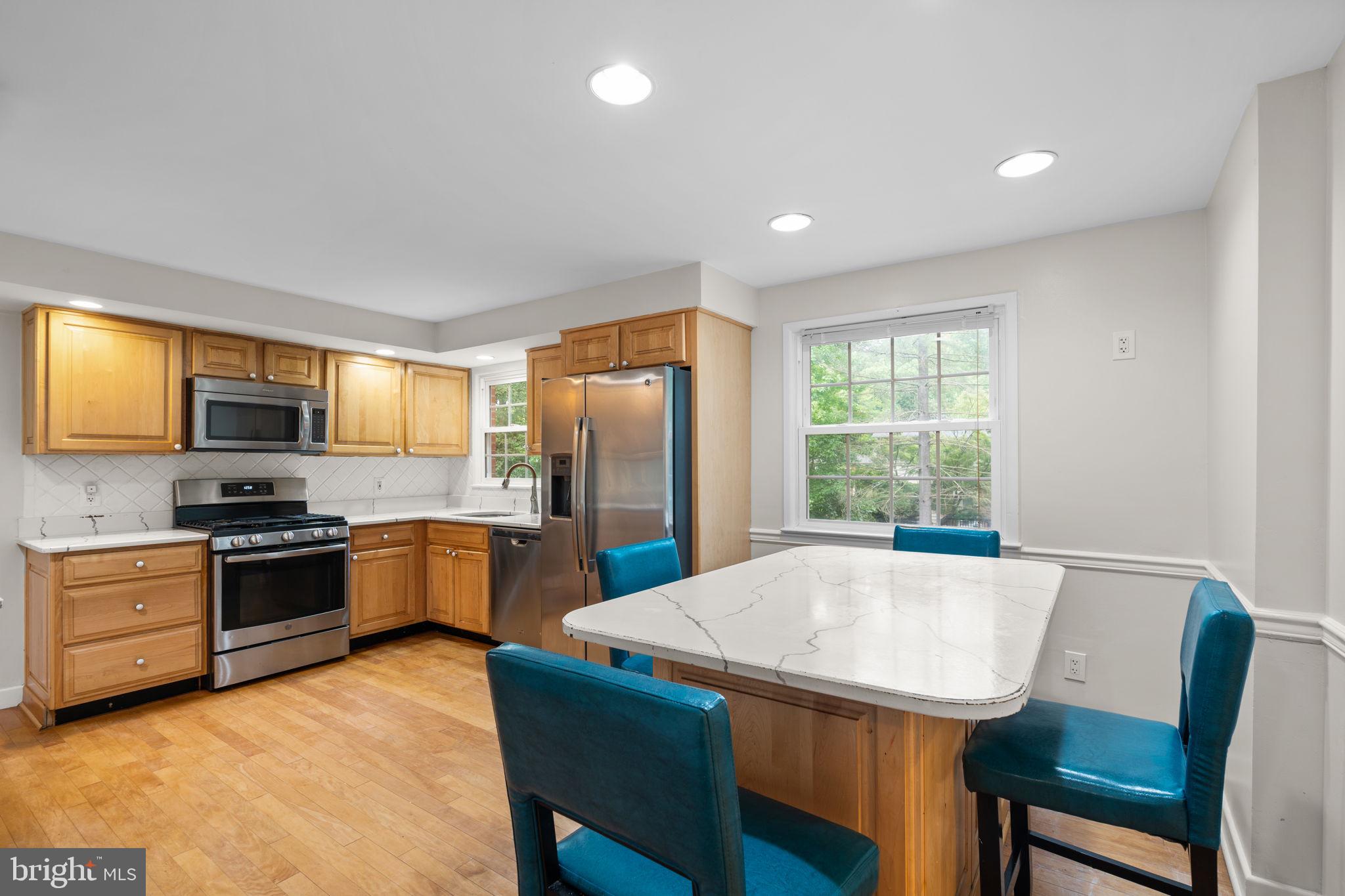 Springfield, Virginia, 22152, United States, 4 Bedrooms Bedrooms, ,4 BathroomsBathrooms,Residential,For Sale,1942783