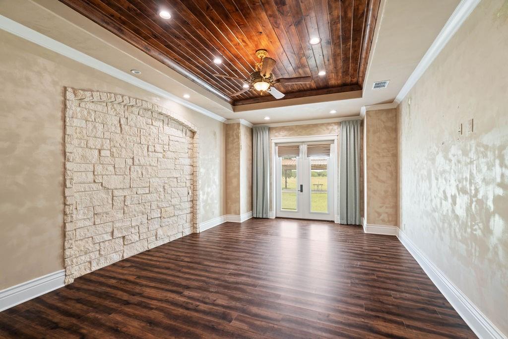 Beeville, Texas, 78102, United States, 4 Bedrooms Bedrooms, ,3 BathroomsBathrooms,Residential,For Sale,1857883