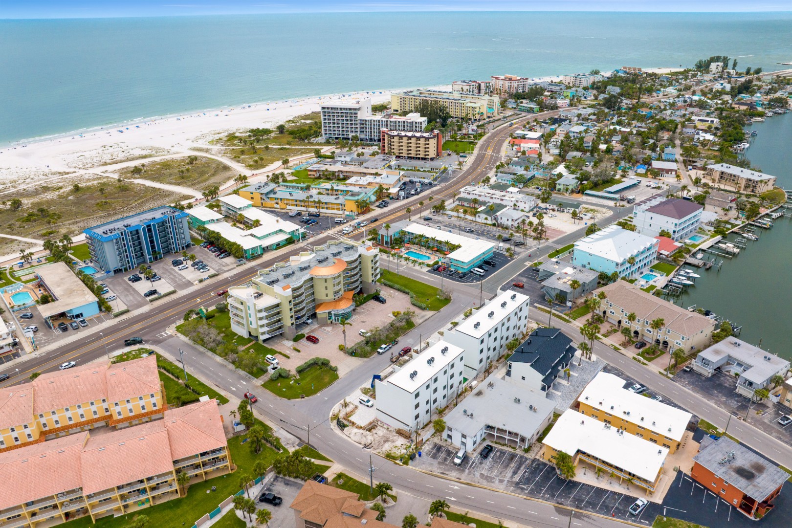 Treasure Island, Florida, 33706, United States, 5 Bedrooms Bedrooms, ,4 BathroomsBathrooms,Residential,For Sale,1887391