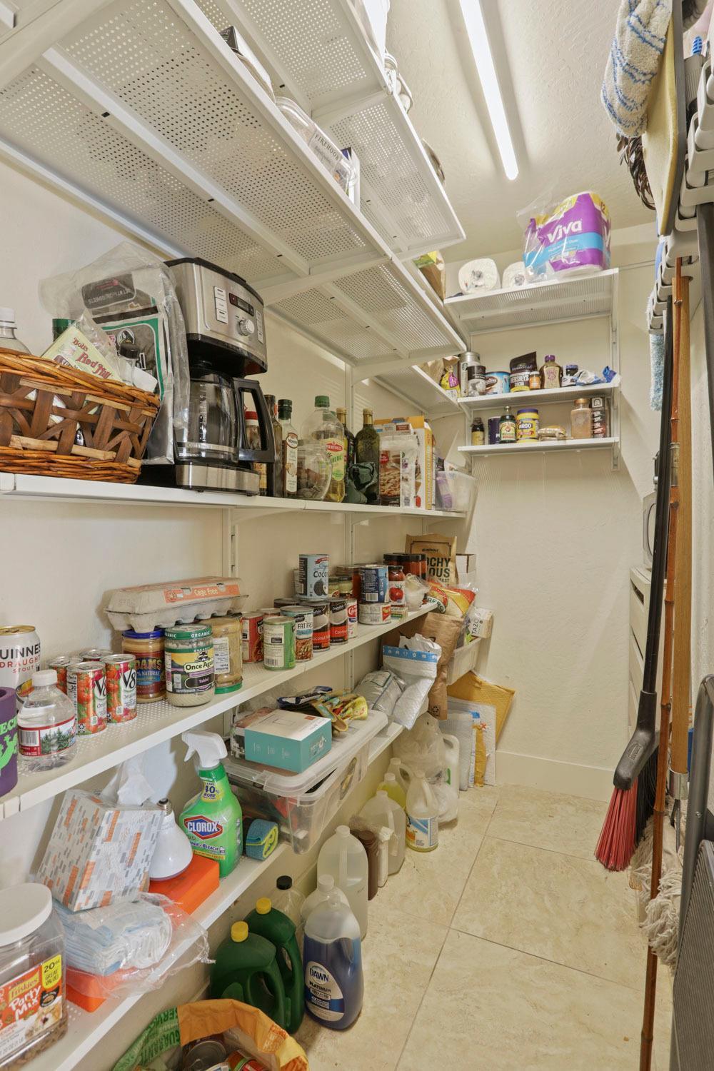Coulterville, California, 95311, United States, 3 Bedrooms Bedrooms, ,4 BathroomsBathrooms,Residential,For Sale,1792309