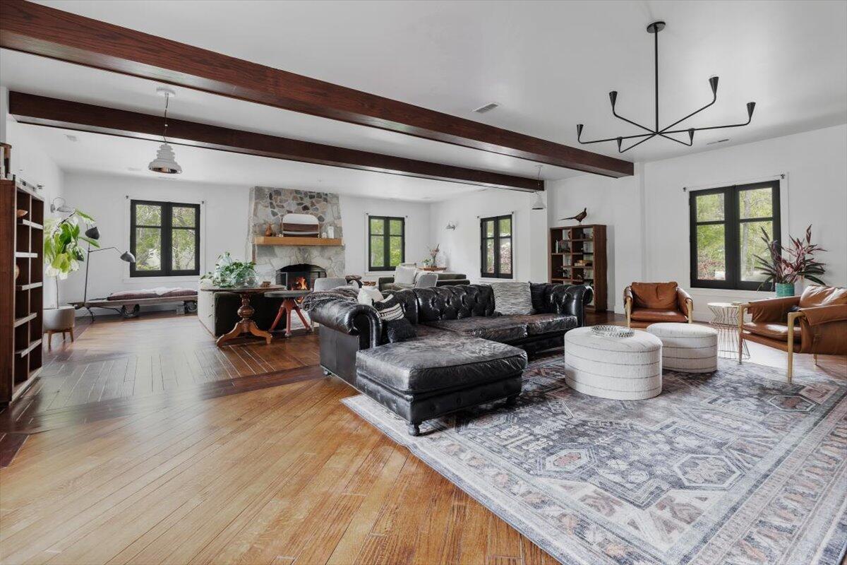 Michiana Shores, Indiana, 46360, United States, 5 Bedrooms Bedrooms, ,4 BathroomsBathrooms,Residential,For Sale,1949684