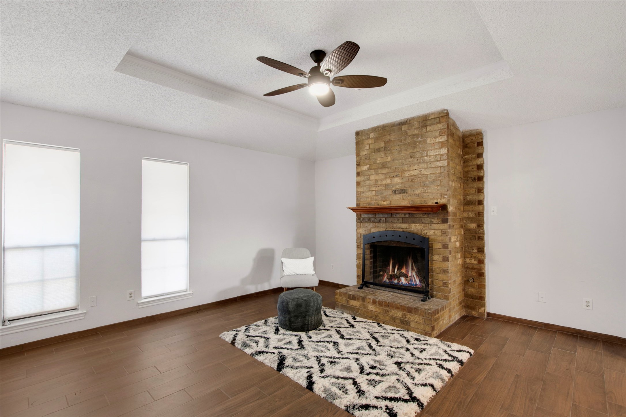 Sachse, Texas, 75048, United States, 6 Bedrooms Bedrooms, ,4 BathroomsBathrooms,Residential,For Sale,1805527