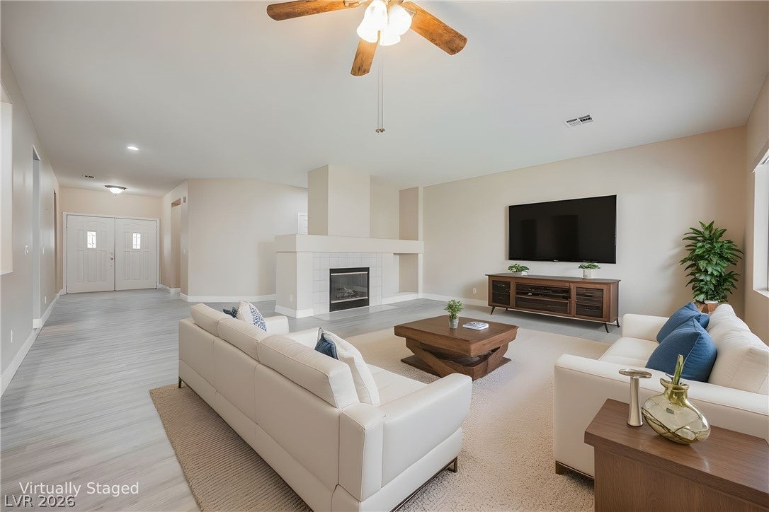 Henderson, Nevada, 89015, United States, 5 Bedrooms Bedrooms, ,2 BathroomsBathrooms,Residential,For Sale,1976773