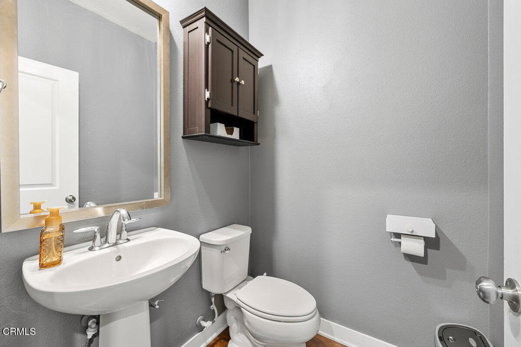 Ventura, California, 93004, United States, 4 Bedrooms Bedrooms, ,4 BathroomsBathrooms,Residential,For Sale,1834662
