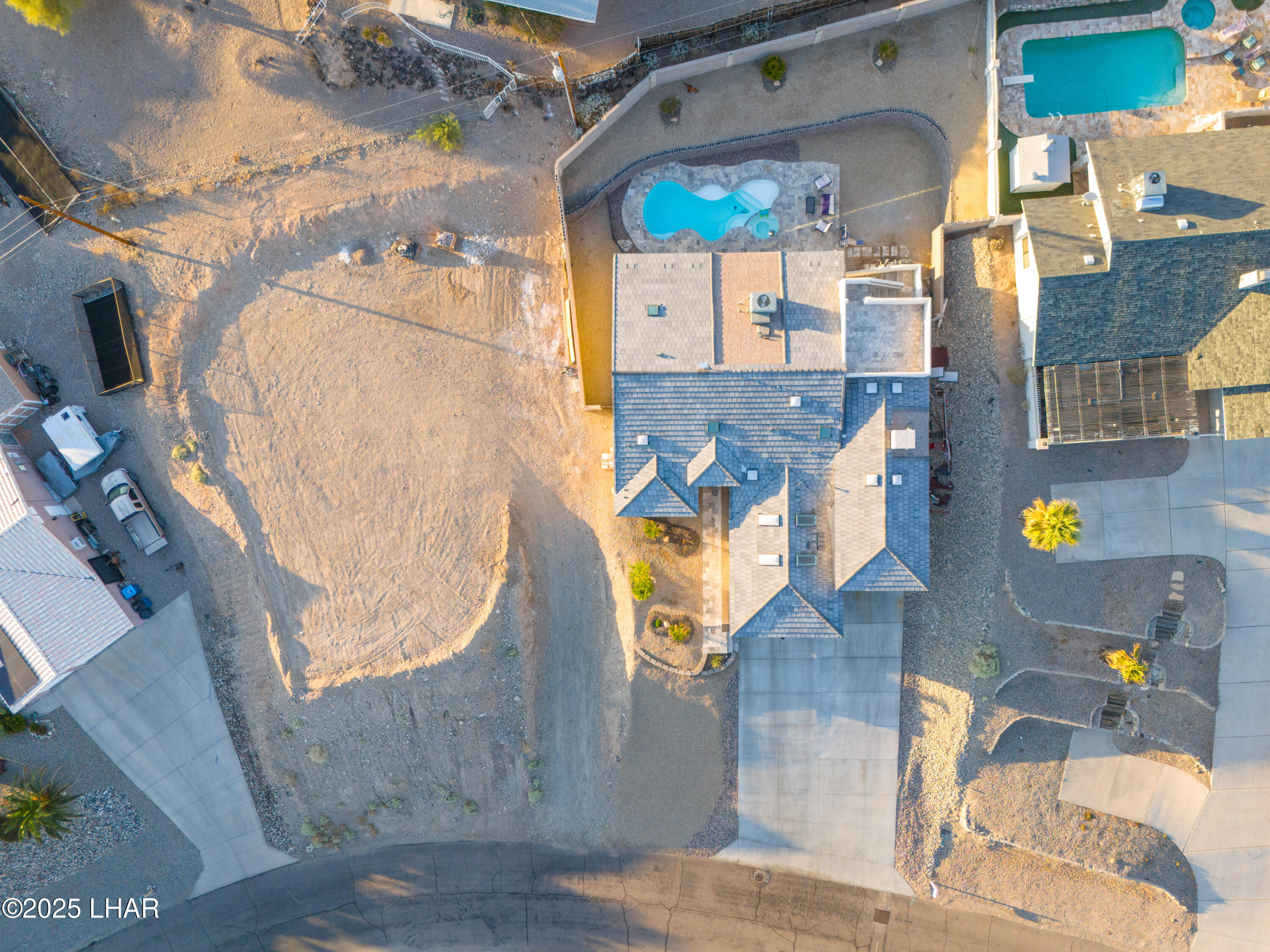 Lake Havasu City, Arizona, 86403, United States, 3 Bedrooms Bedrooms, ,4 BathroomsBathrooms,Residential,For Sale,1827027