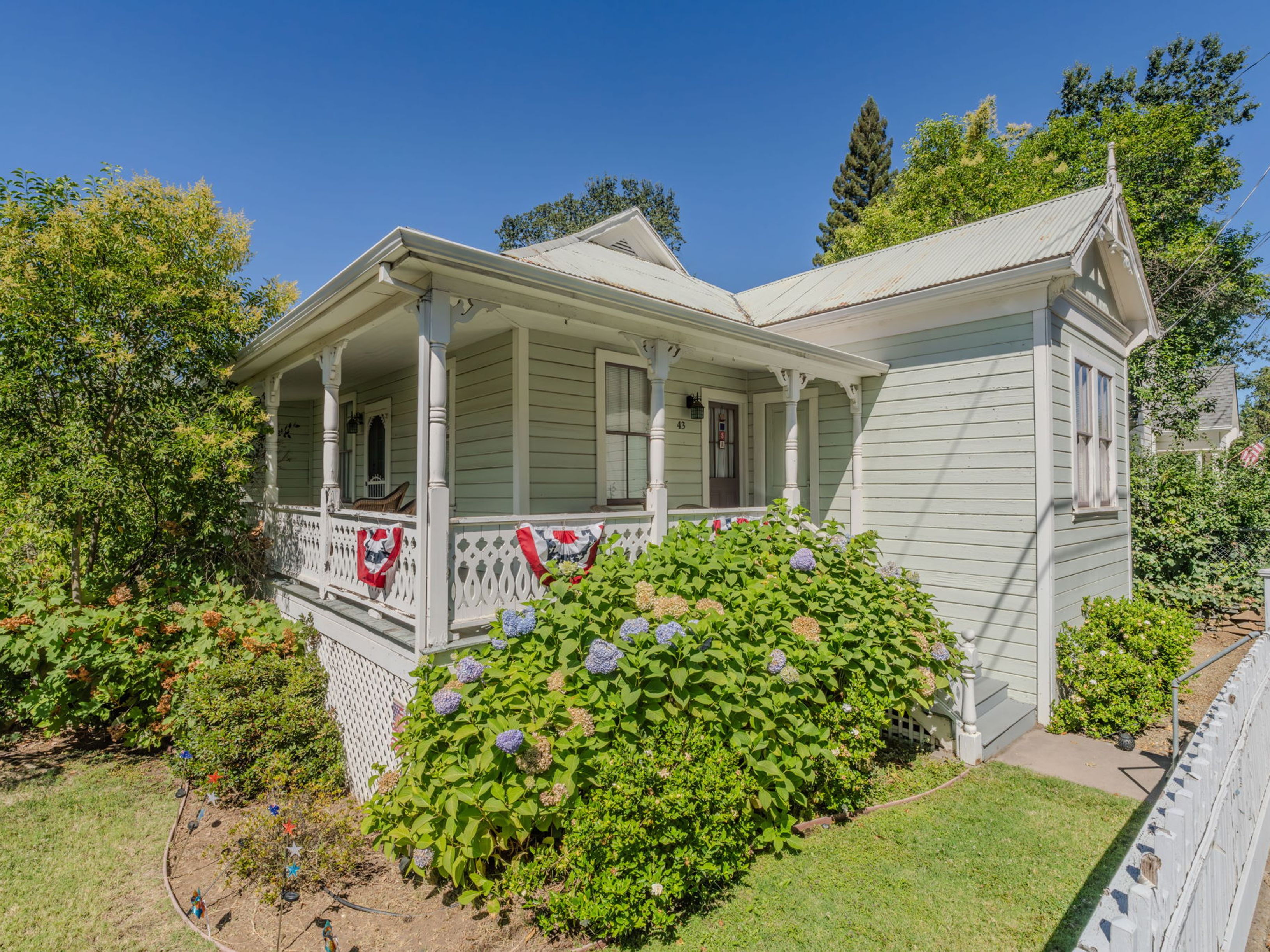  Historic Downtown Sutter Creek Residential Portfolio with Creek Frontage - 物件實景