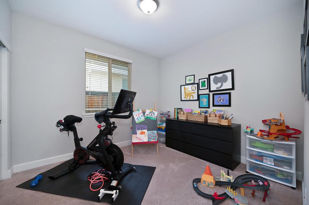 Woodland, California, 95776, United States, 3 Bedrooms Bedrooms, ,2 BathroomsBathrooms,Residential,For Sale,1989380