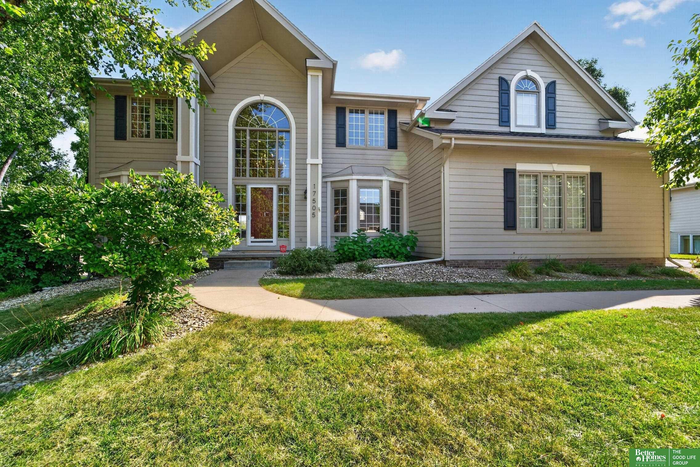 Howard St, Omaha, NE 68118