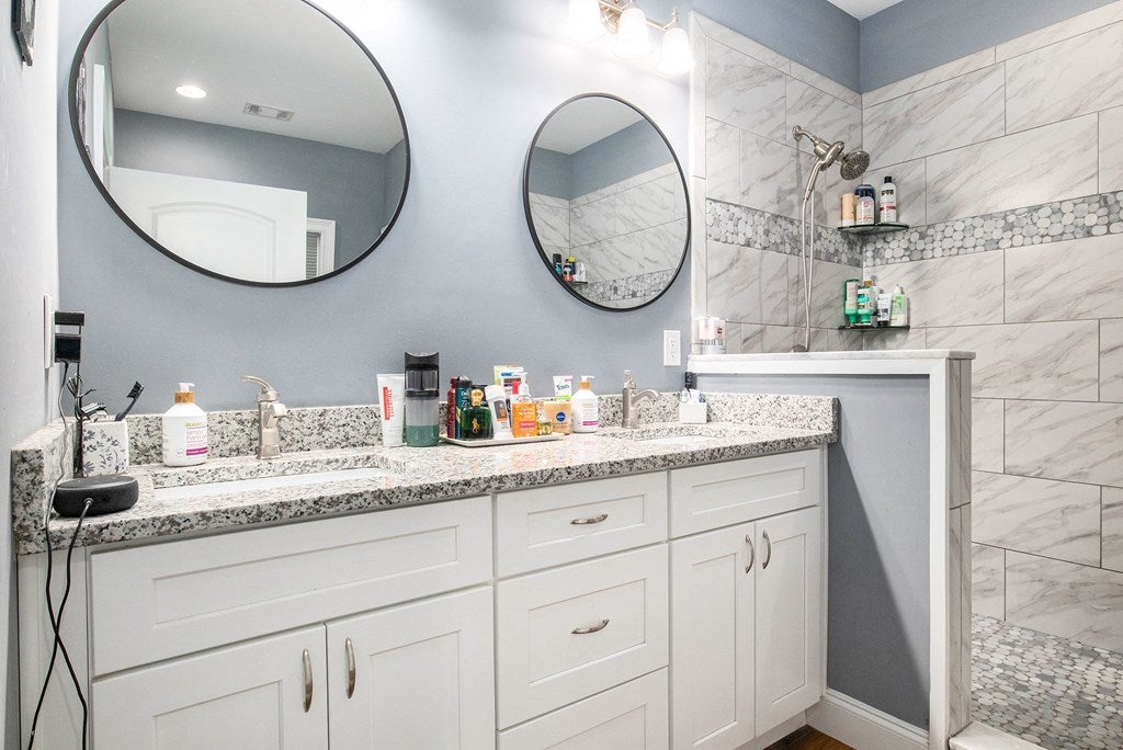 Blue Ridge, Georgia, 30513, United States, 4 Bedrooms Bedrooms, ,3 BathroomsBathrooms,Residential,For Sale,1919081