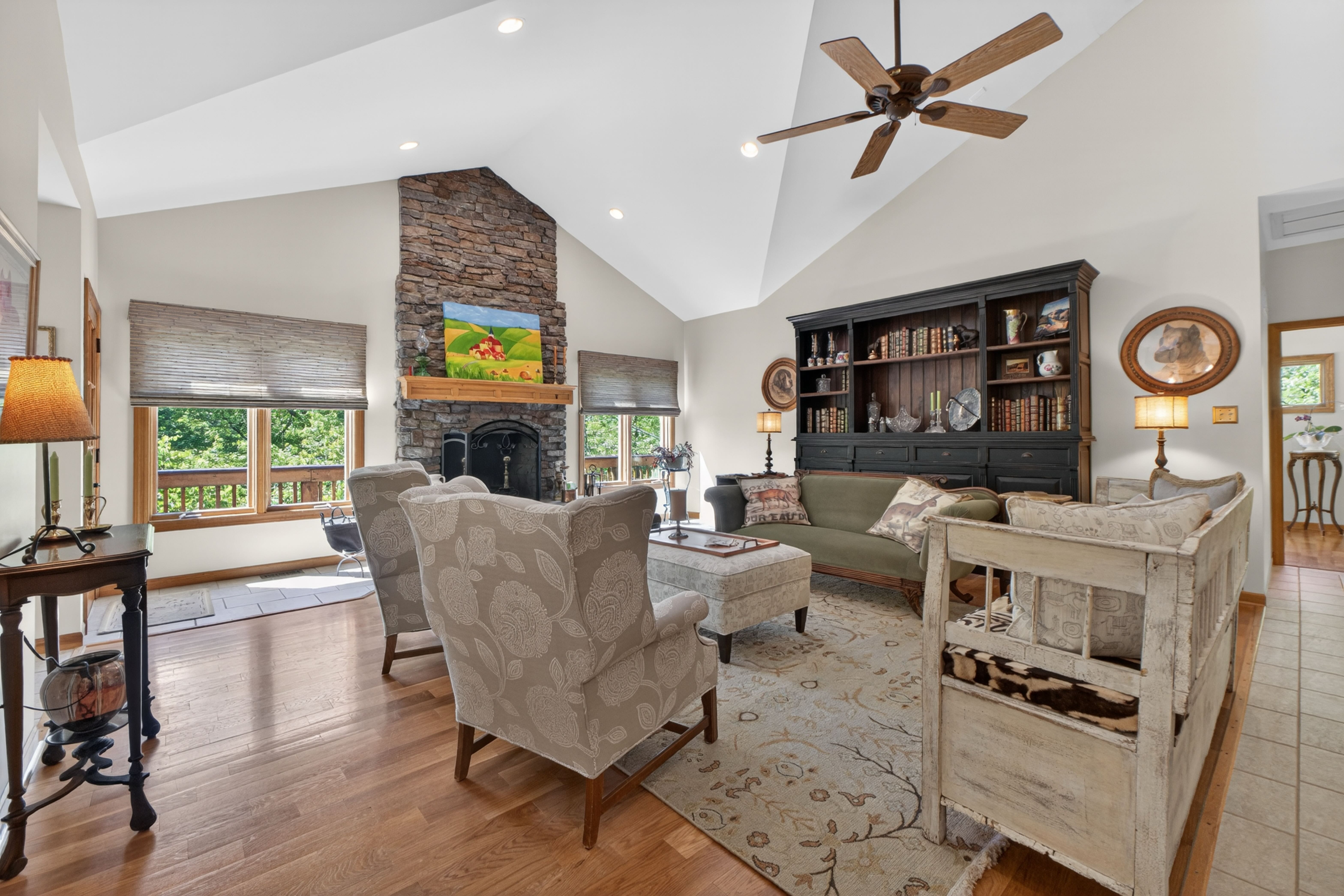  Exceptional 10-Acre Equestrian Retreat with Scenic Views & Modern Comforts - 物件實景