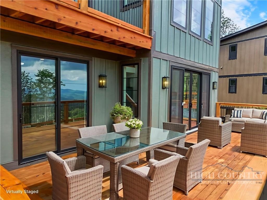Seven Devils, North Carolina, 28604, United States, 2 Bedrooms Bedrooms, ,3 BathroomsBathrooms,Residential,For Sale,2020628