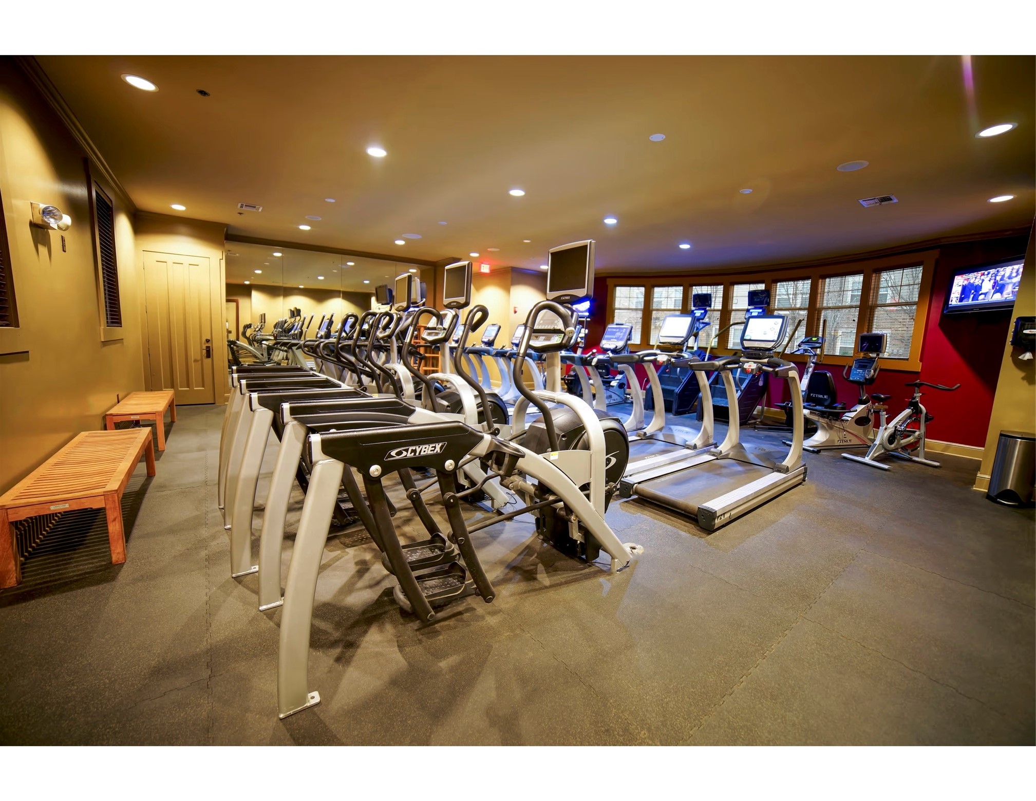  1725 Harvey Mitchell Parkway S #1814 - 物件實景