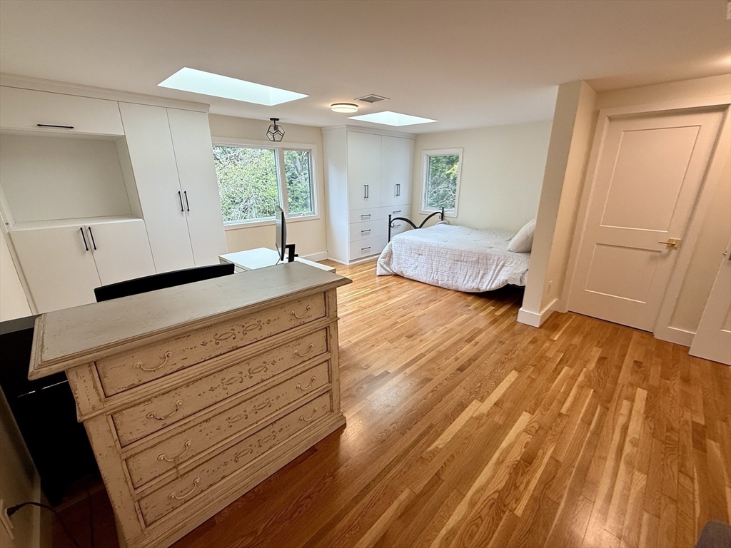 Lexington, Massachusetts, 02420, United States, 5 Bedrooms Bedrooms, ,6 BathroomsBathrooms,Residential,For Sale,1951005